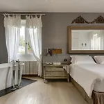 - Barbara 1 Villa *